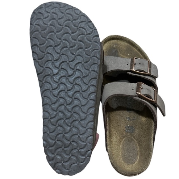 EUC - Birkenstock Arizona Sandals - Size 32 Girls - Picture 3 of 3